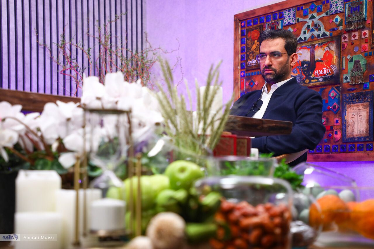 آذری جهرمی: برخی در دولت چشم دیدن من را ندارند/ رئیس جمهور شدنم، پروژه مخالفان دولت بود/ بخاطر فیلترینگ دعوا کردم اما استعفا نه!